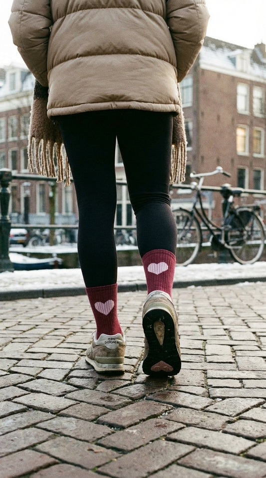 k.o.r.r. Dark Plum Heart Grip Sokken